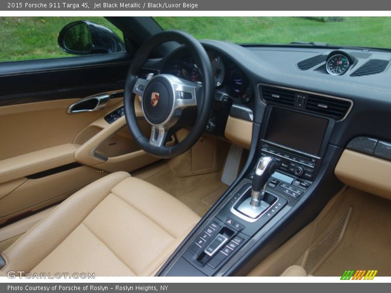 Jet Black Metallic / Black/Luxor Beige 2015 Porsche 911 Targa 4S