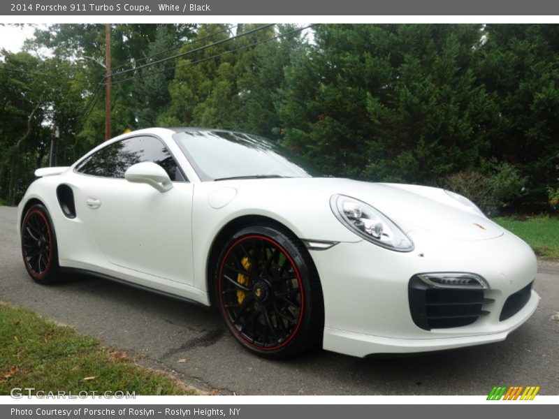 Front 3/4 View of 2014 911 Turbo S Coupe