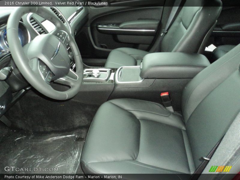 2016 300 Limited Black/Linen Interior