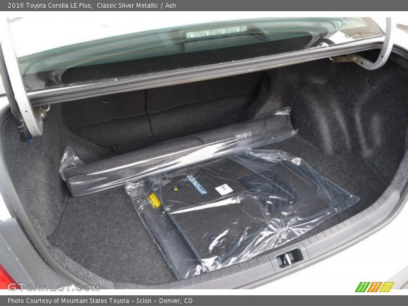 Classic Silver Metallic / Ash 2016 Toyota Corolla LE Plus
