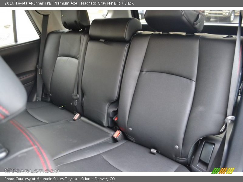 Magnetic Gray Metallic / Black 2016 Toyota 4Runner Trail Premium 4x4