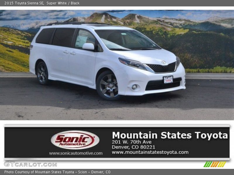 Super White / Black 2015 Toyota Sienna SE