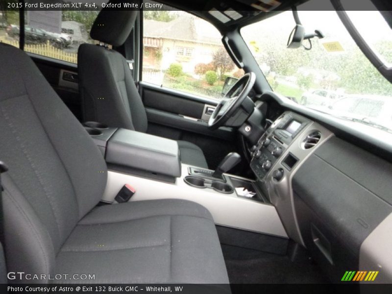 Oxford White / Ebony 2015 Ford Expedition XLT 4x4
