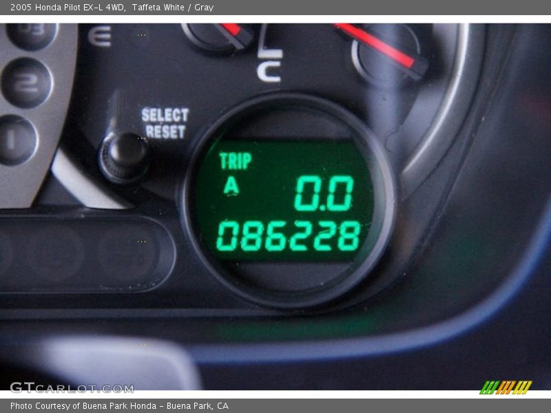 Taffeta White / Gray 2005 Honda Pilot EX-L 4WD