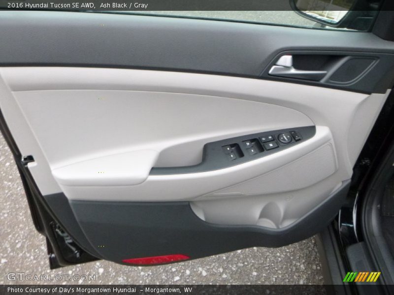 Ash Black / Gray 2016 Hyundai Tucson SE AWD