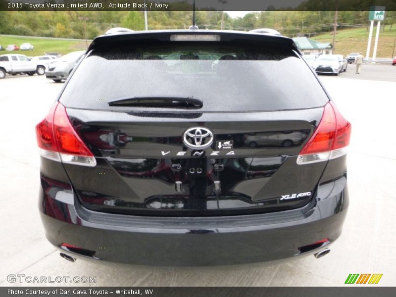 Attitude Black / Ivory 2015 Toyota Venza Limited AWD