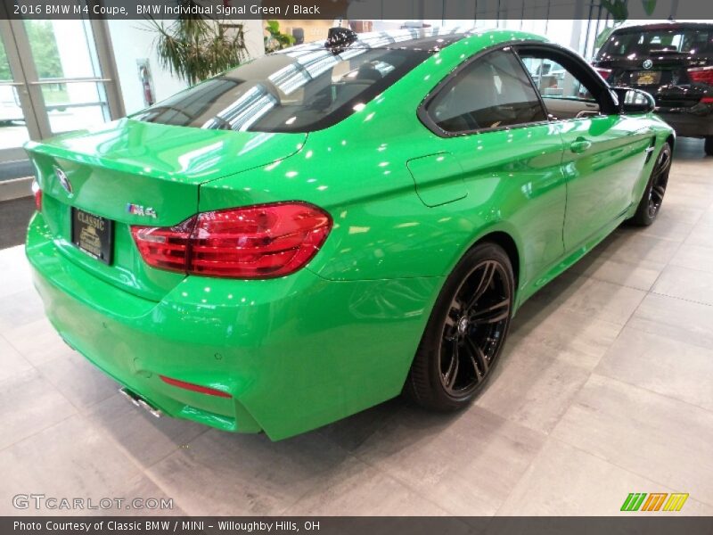  2016 M4 Coupe BMW Individual Signal Green