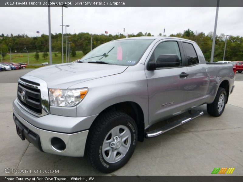 Front 3/4 View of 2013 Tundra Double Cab 4x4