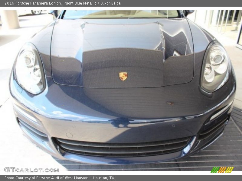 Night Blue Metallic / Luxor Beige 2016 Porsche Panamera Edition