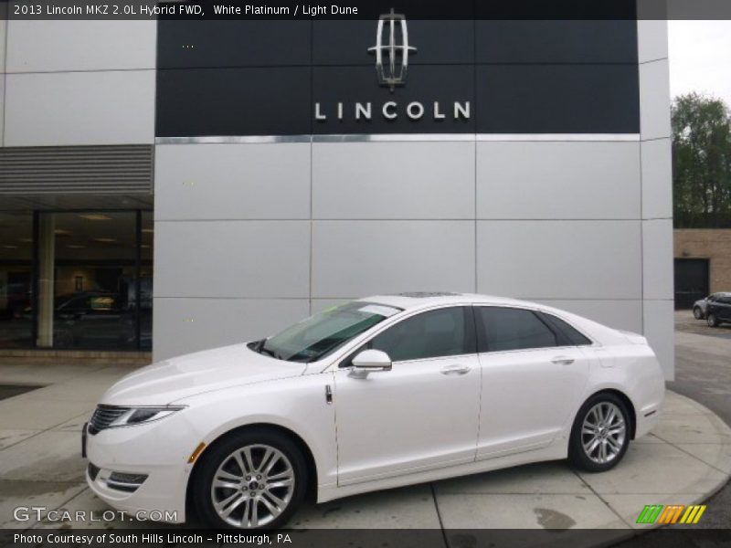 White Platinum / Light Dune 2013 Lincoln MKZ 2.0L Hybrid FWD