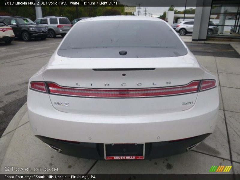 White Platinum / Light Dune 2013 Lincoln MKZ 2.0L Hybrid FWD