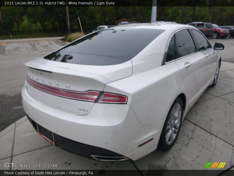 White Platinum / Light Dune 2013 Lincoln MKZ 2.0L Hybrid FWD