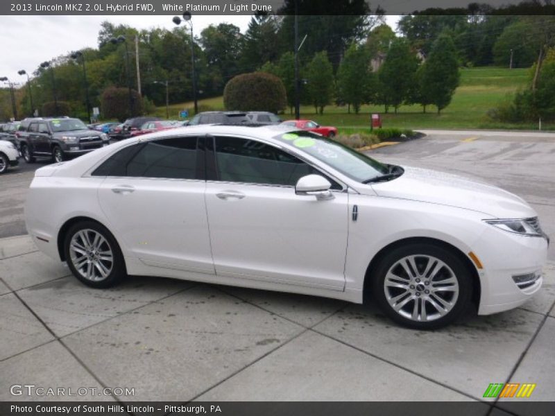 White Platinum / Light Dune 2013 Lincoln MKZ 2.0L Hybrid FWD