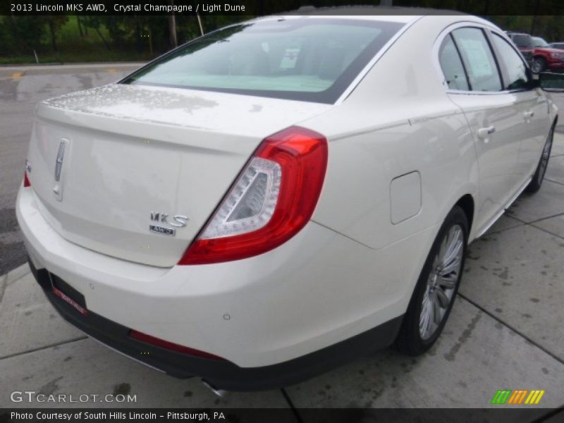 Crystal Champagne / Light Dune 2013 Lincoln MKS AWD