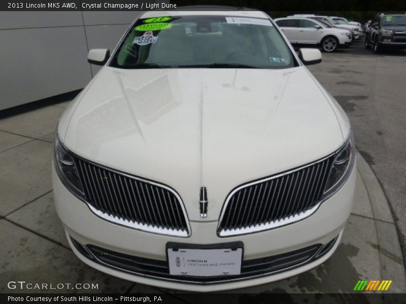 Crystal Champagne / Light Dune 2013 Lincoln MKS AWD
