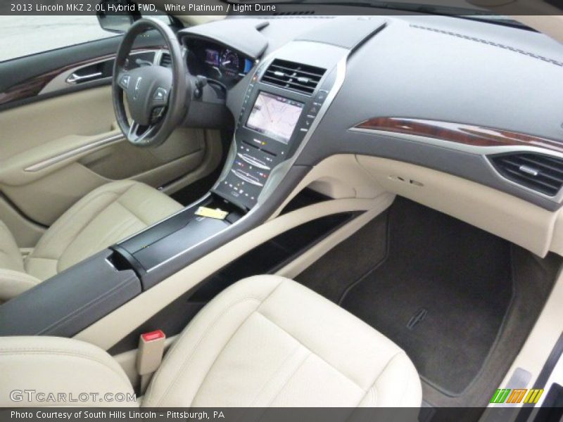 White Platinum / Light Dune 2013 Lincoln MKZ 2.0L Hybrid FWD