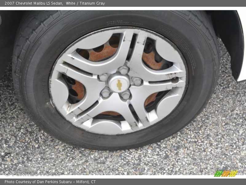 White / Titanium Gray 2007 Chevrolet Malibu LS Sedan