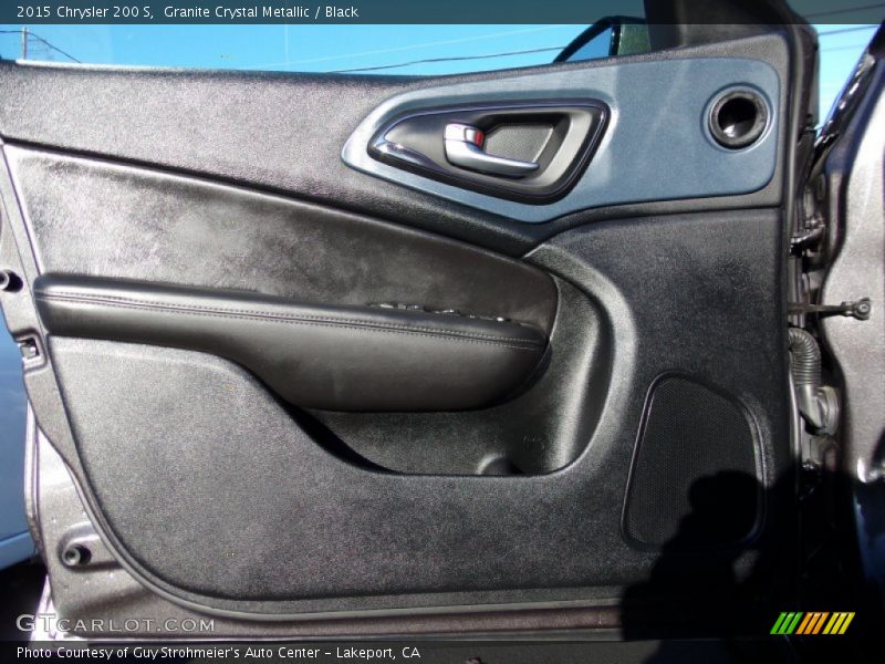 Granite Crystal Metallic / Black 2015 Chrysler 200 S