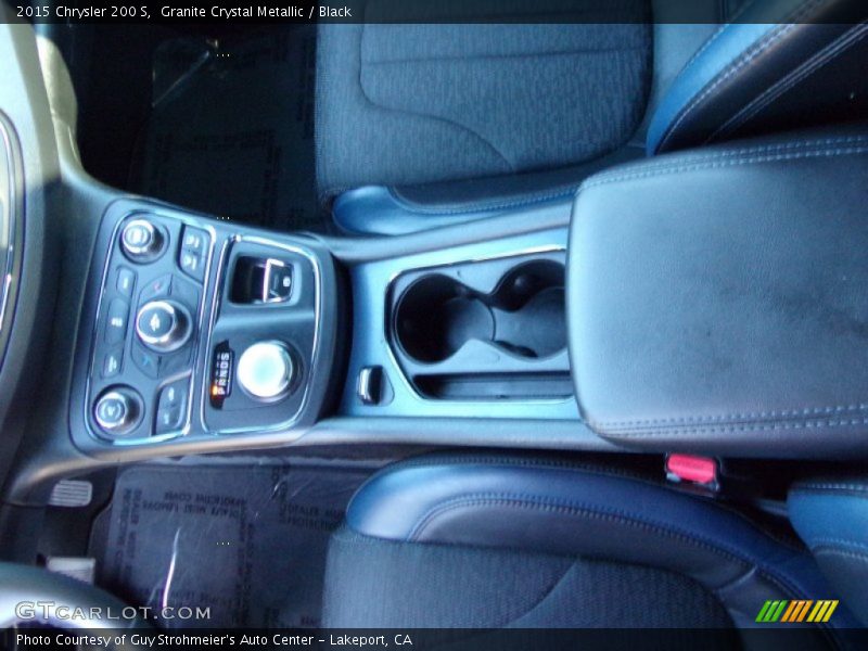Granite Crystal Metallic / Black 2015 Chrysler 200 S