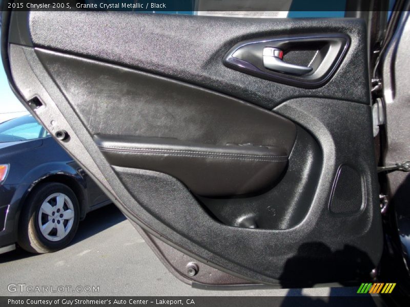 Granite Crystal Metallic / Black 2015 Chrysler 200 S