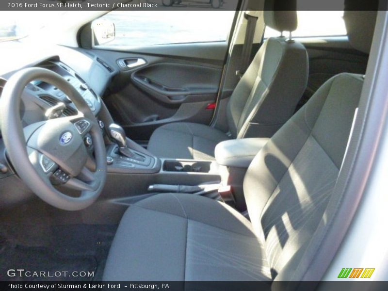 Tectonic / Charcoal Black 2016 Ford Focus SE Hatch