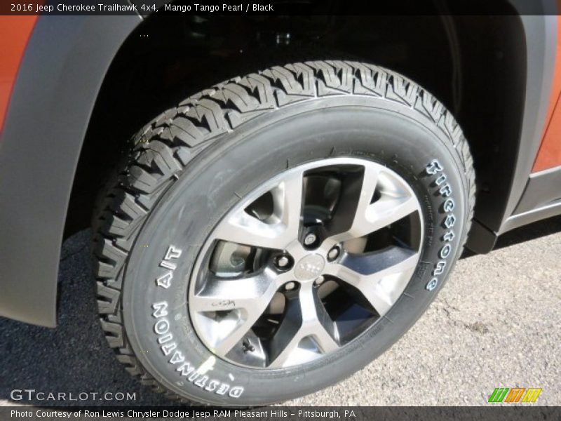Mango Tango Pearl / Black 2016 Jeep Cherokee Trailhawk 4x4