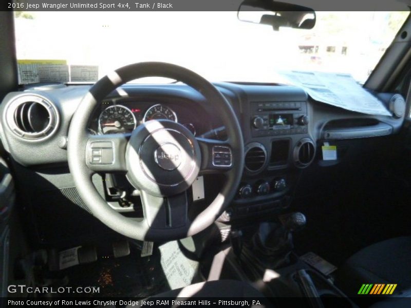 Tank / Black 2016 Jeep Wrangler Unlimited Sport 4x4