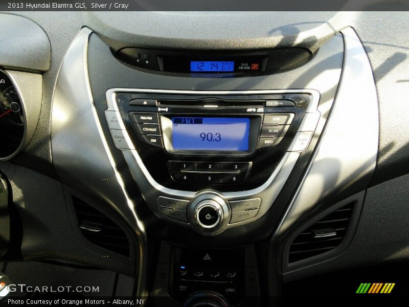 Silver / Gray 2013 Hyundai Elantra GLS