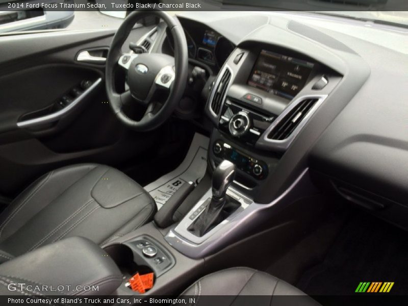 Tuxedo Black / Charcoal Black 2014 Ford Focus Titanium Sedan