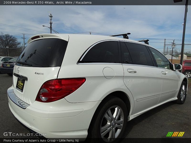 Arctic White / Macadamia 2009 Mercedes-Benz R 350 4Matic