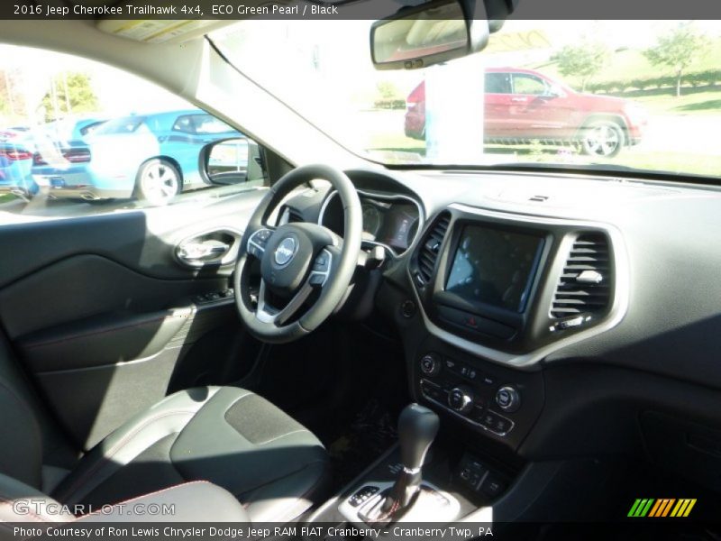 ECO Green Pearl / Black 2016 Jeep Cherokee Trailhawk 4x4