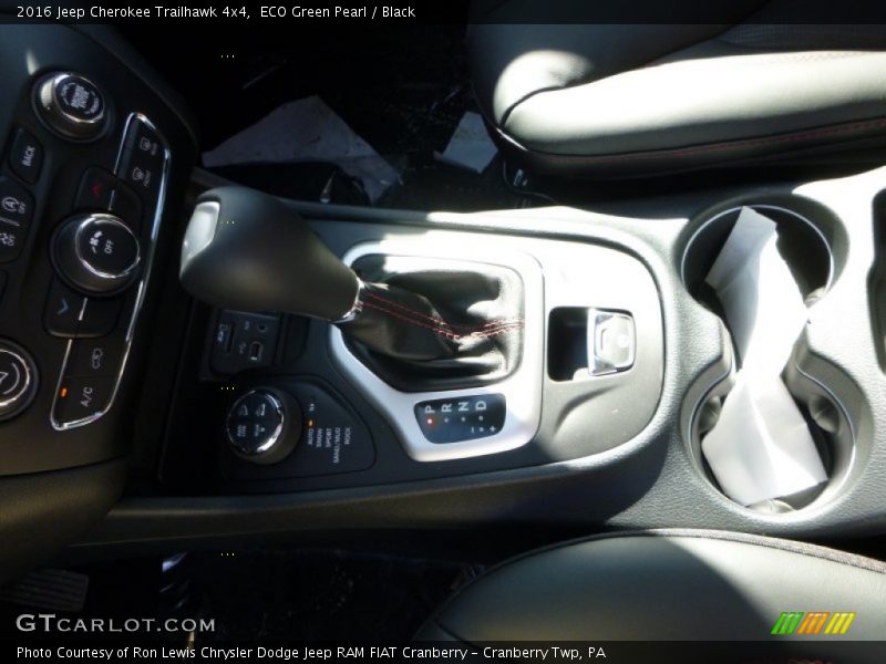 ECO Green Pearl / Black 2016 Jeep Cherokee Trailhawk 4x4