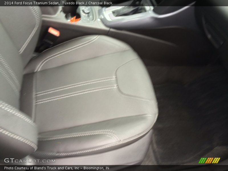 Tuxedo Black / Charcoal Black 2014 Ford Focus Titanium Sedan