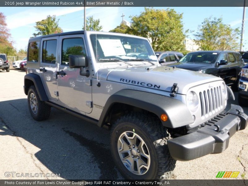 Front 3/4 View of 2016 Wrangler Unlimited Rubicon 4x4