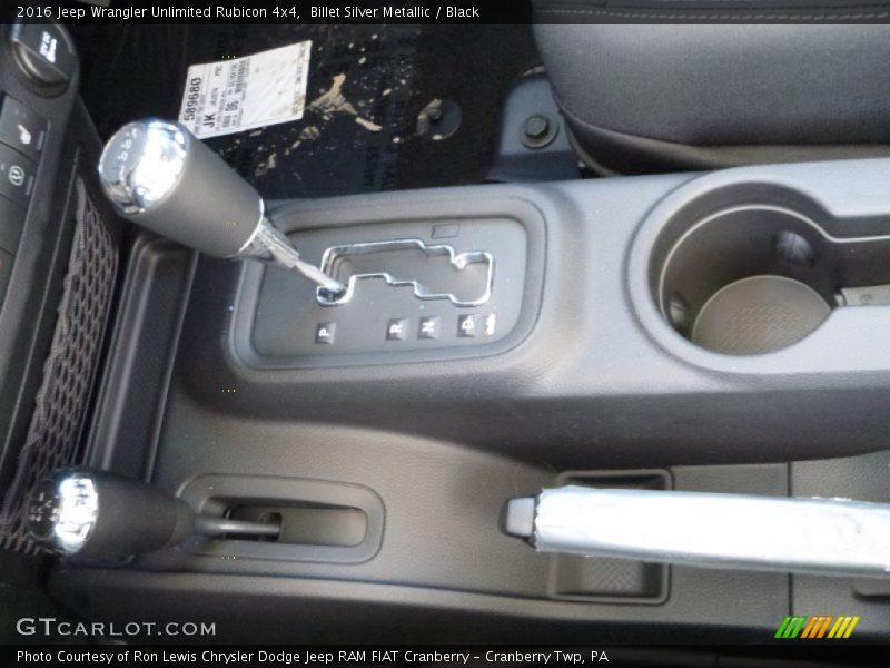  2016 Wrangler Unlimited Rubicon 4x4 5 Speed Automatic Shifter