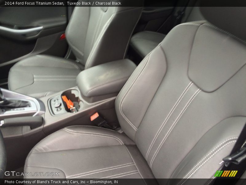 Tuxedo Black / Charcoal Black 2014 Ford Focus Titanium Sedan