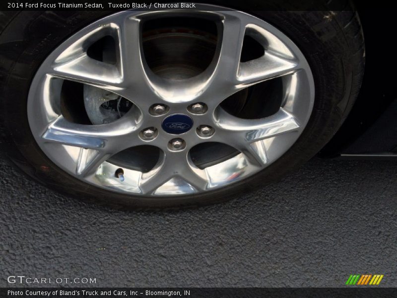Tuxedo Black / Charcoal Black 2014 Ford Focus Titanium Sedan