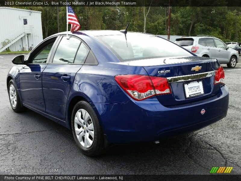 Blue Topaz Metallic / Jet Black/Medium Titanium 2013 Chevrolet Cruze LS