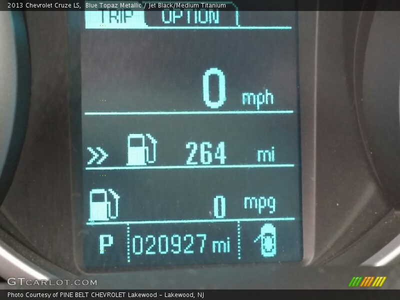Blue Topaz Metallic / Jet Black/Medium Titanium 2013 Chevrolet Cruze LS