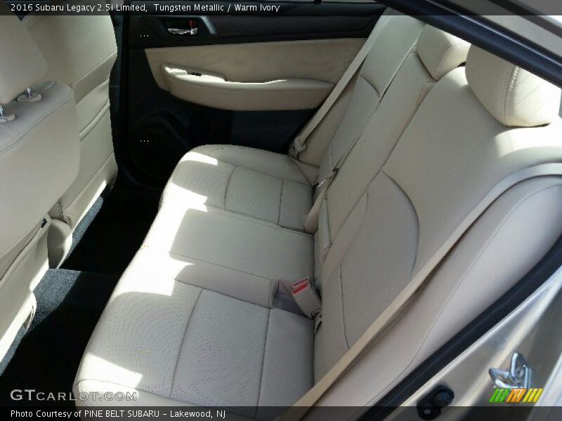 Tungsten Metallic / Warm Ivory 2016 Subaru Legacy 2.5i Limited