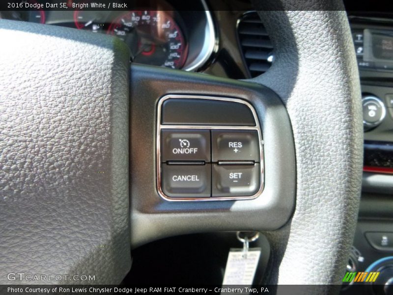 Bright White / Black 2016 Dodge Dart SE