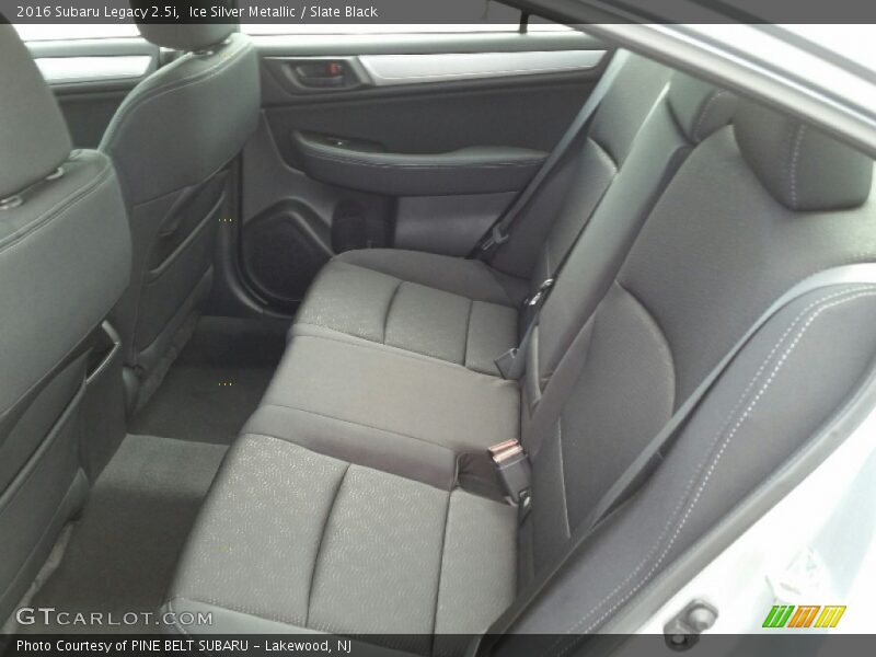 Ice Silver Metallic / Slate Black 2016 Subaru Legacy 2.5i