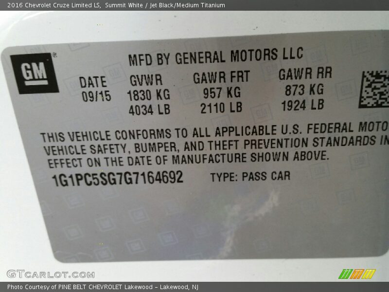 Summit White / Jet Black/Medium Titanium 2016 Chevrolet Cruze Limited LS