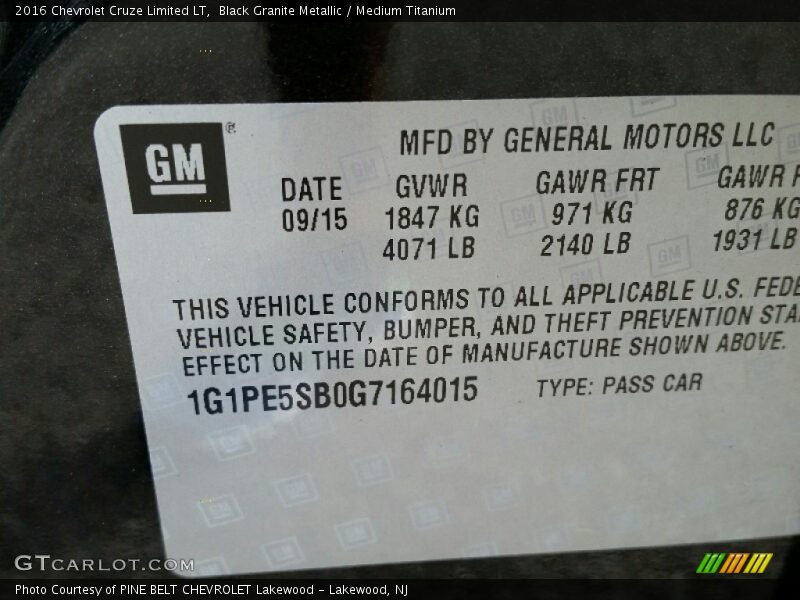 Black Granite Metallic / Medium Titanium 2016 Chevrolet Cruze Limited LT