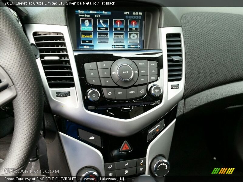Silver Ice Metallic / Jet Black 2016 Chevrolet Cruze Limited LT