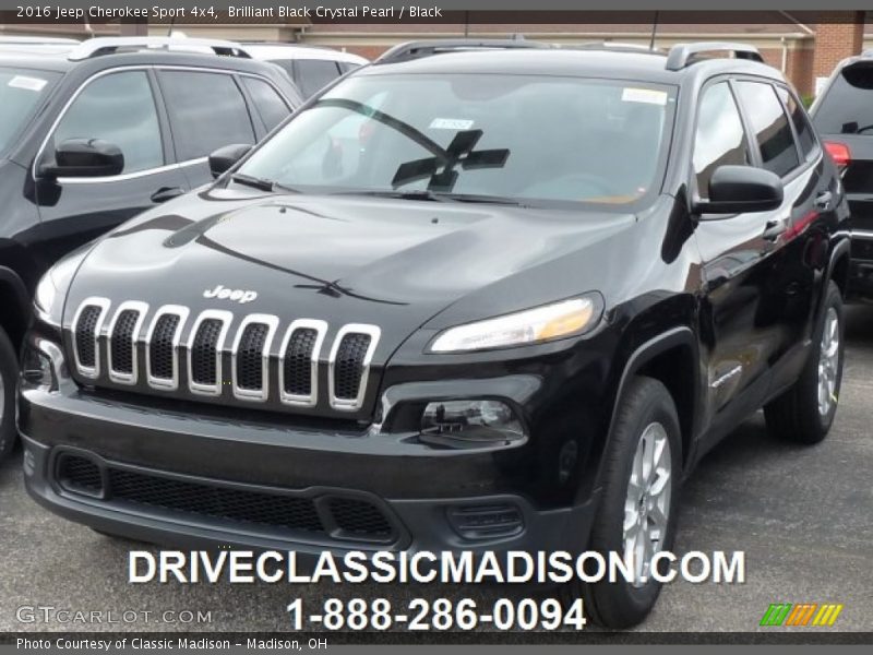 Brilliant Black Crystal Pearl / Black 2016 Jeep Cherokee Sport 4x4