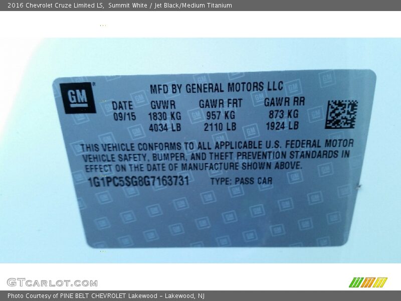 Summit White / Jet Black/Medium Titanium 2016 Chevrolet Cruze Limited LS
