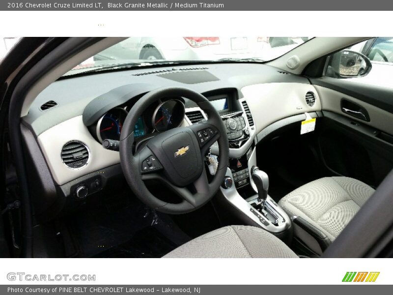Black Granite Metallic / Medium Titanium 2016 Chevrolet Cruze Limited LT