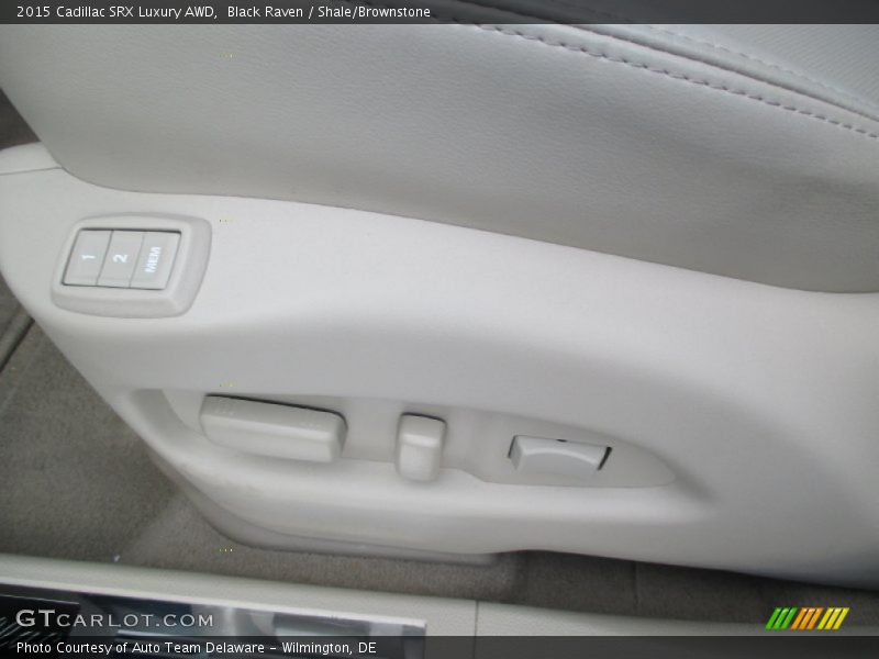 Black Raven / Shale/Brownstone 2015 Cadillac SRX Luxury AWD