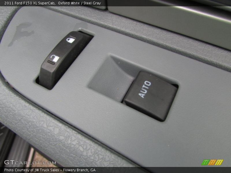 Oxford White / Steel Gray 2011 Ford F150 XL SuperCab